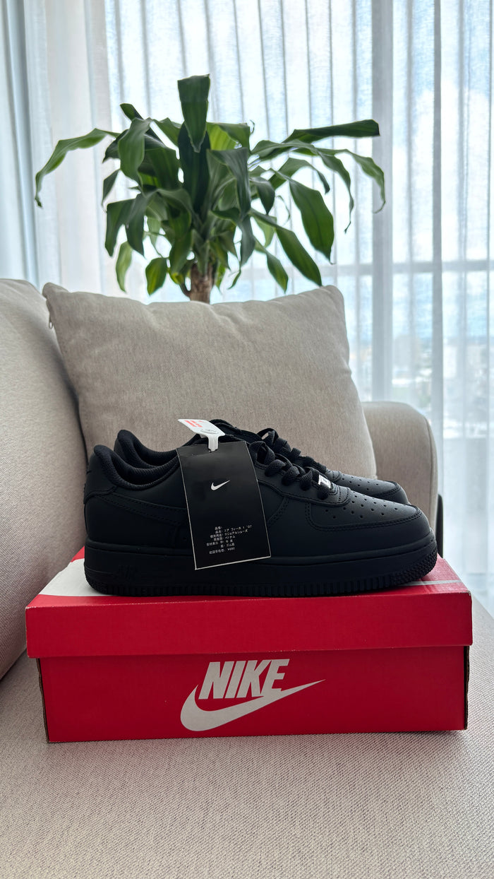NIKE AF1 NEGRO