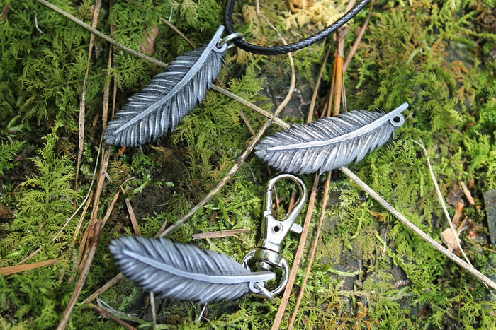 Final Fantasy Chocobo Feather FFXIV Pendant, FF, Final Fantasy 15, Final fantasy 14, FFXV - LootCaveCo
