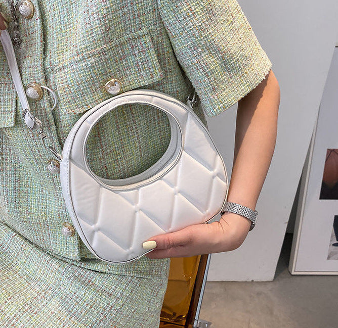 CL1388 - Korean Fashion White Messenger Bag