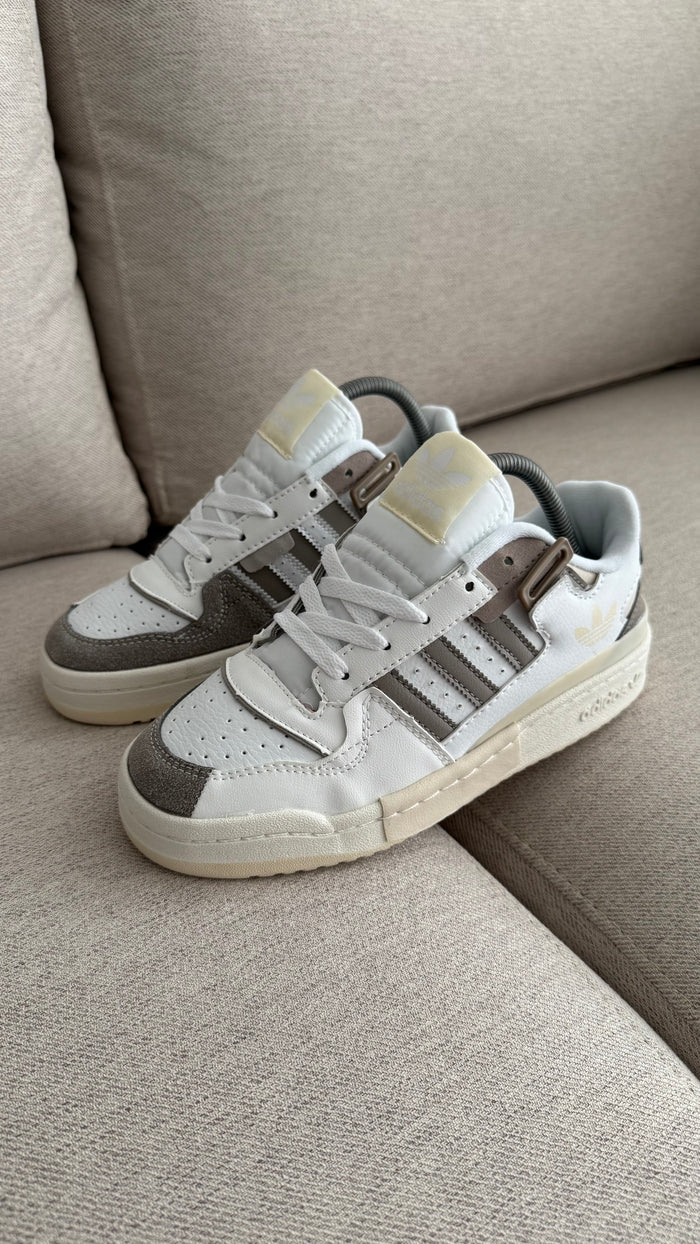 ADIDAS FORUM BLANCO GRIS PROMO