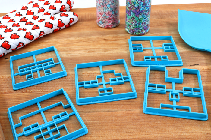 Minecraft Familiar Faces Set 1 Cookie Cutters- Alex, Cow, Steve, Villager, Wolf
