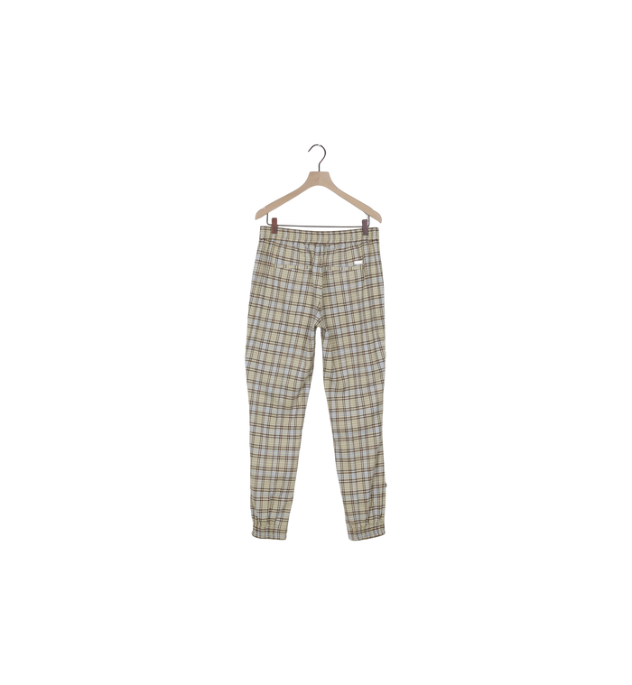 Packshot / Twill / ReLoved
