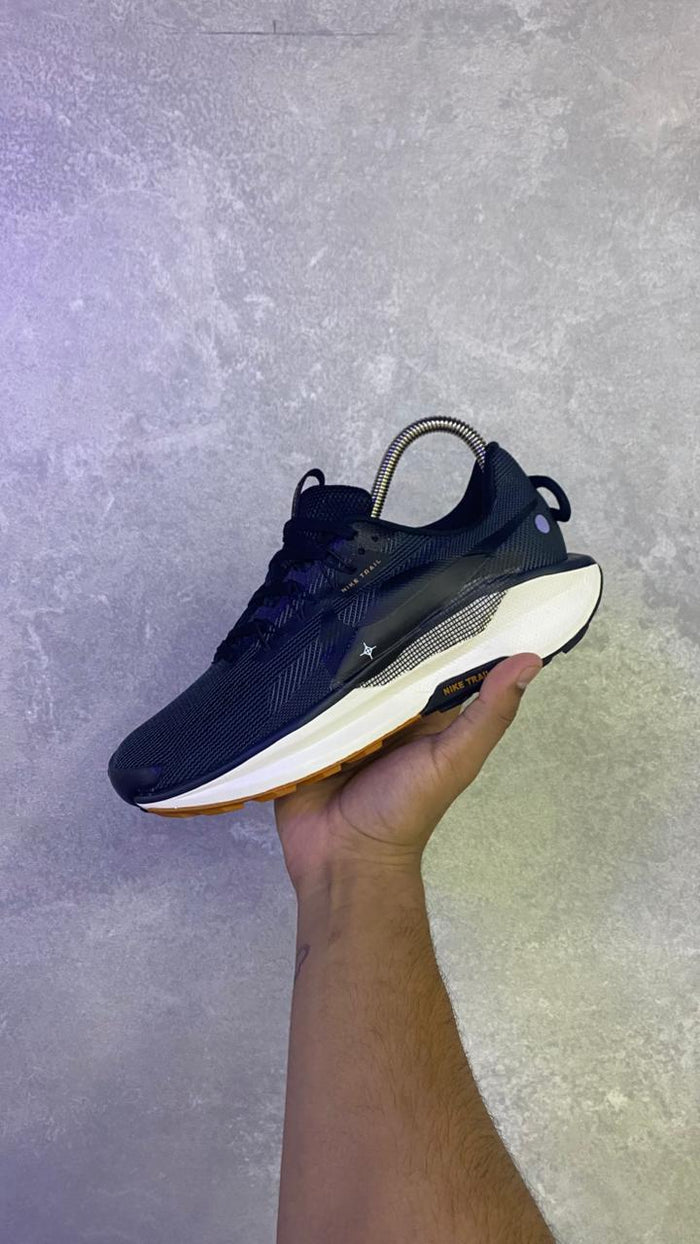 NIKE TRAIL NEGRO BLANCO NARANJA