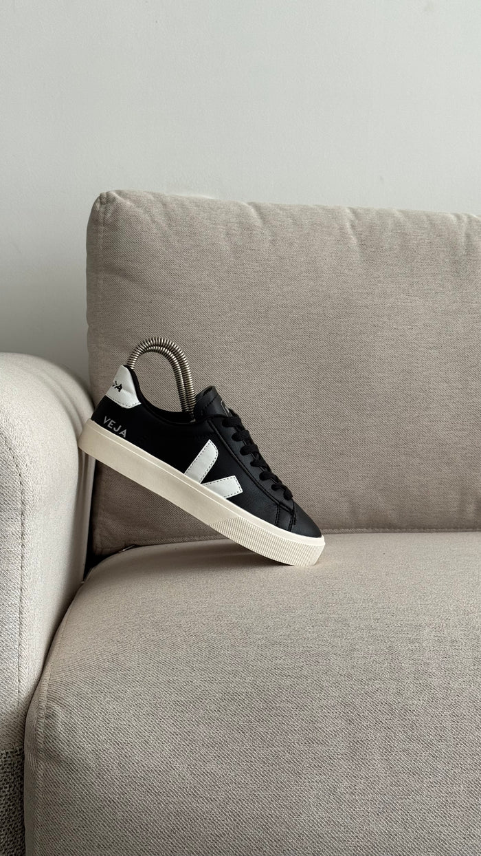 VEJA NEGRO BLANCO PROMO