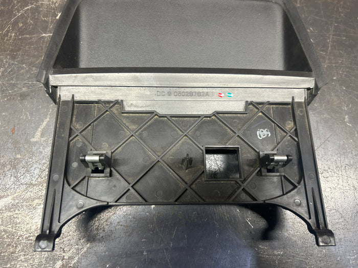 08-23 Dodge Challenger 3rd Third Brake Stop Taillight Lamp Rear OEM 05028782AD