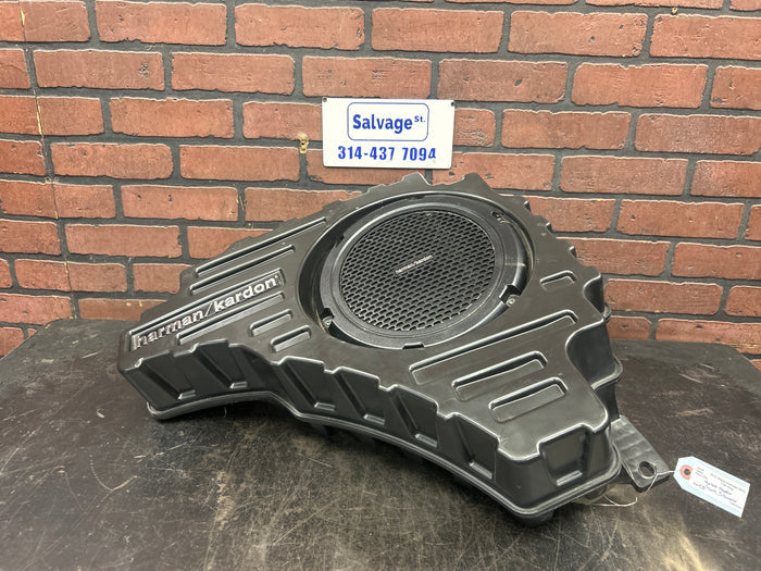 11-22 JEEP GRAND CHEROKEE SRT REAR SUBWOOFER SPEAKER HARMON KARDON OEM 5035130AC