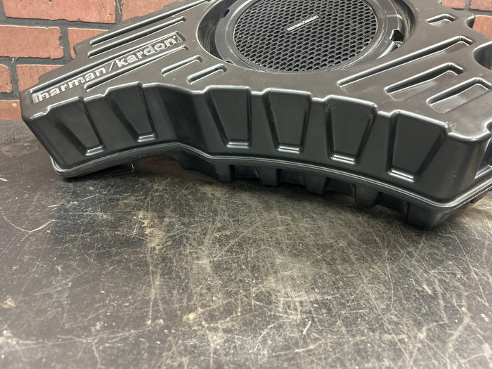 11-22 JEEP GRAND CHEROKEE SRT REAR SUBWOOFER SPEAKER HARMON KARDON OEM 5035130AC