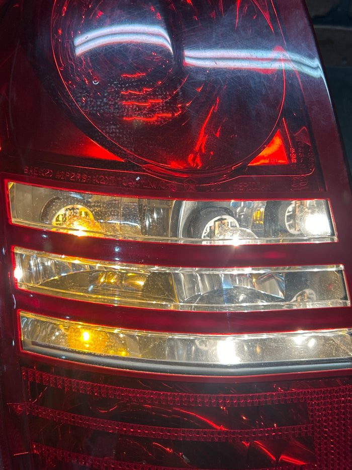 2005-2007 Chrysler 300 SRT8 Rear Driver Left Side Tail Light OEM 04805853AC
