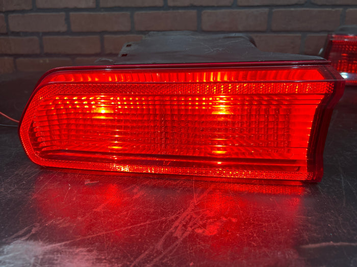 2008-2014 Dodge Challenger Driver Passenger Side Tail Light Lamp Set Pair OEM