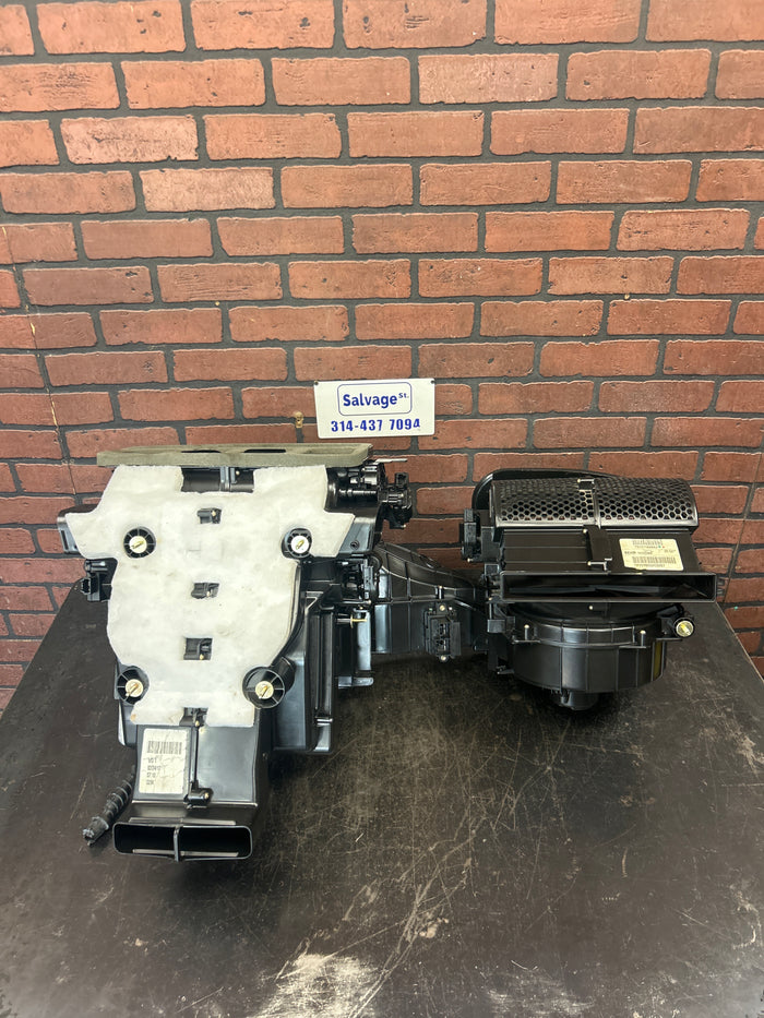 2011-2013 GRAND CHEROKEE DURANGO A/C HVAC AIR CONDITONING BLOWER FAN HOUSING OEM