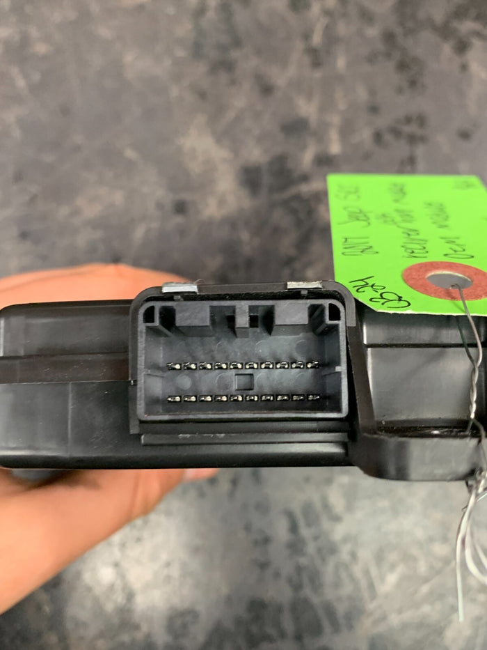 2016-2017 GRAND CHEROKEE DURANGO RFHUB KEYLESS ENTRY RECEIVER MODULE 68211125AE