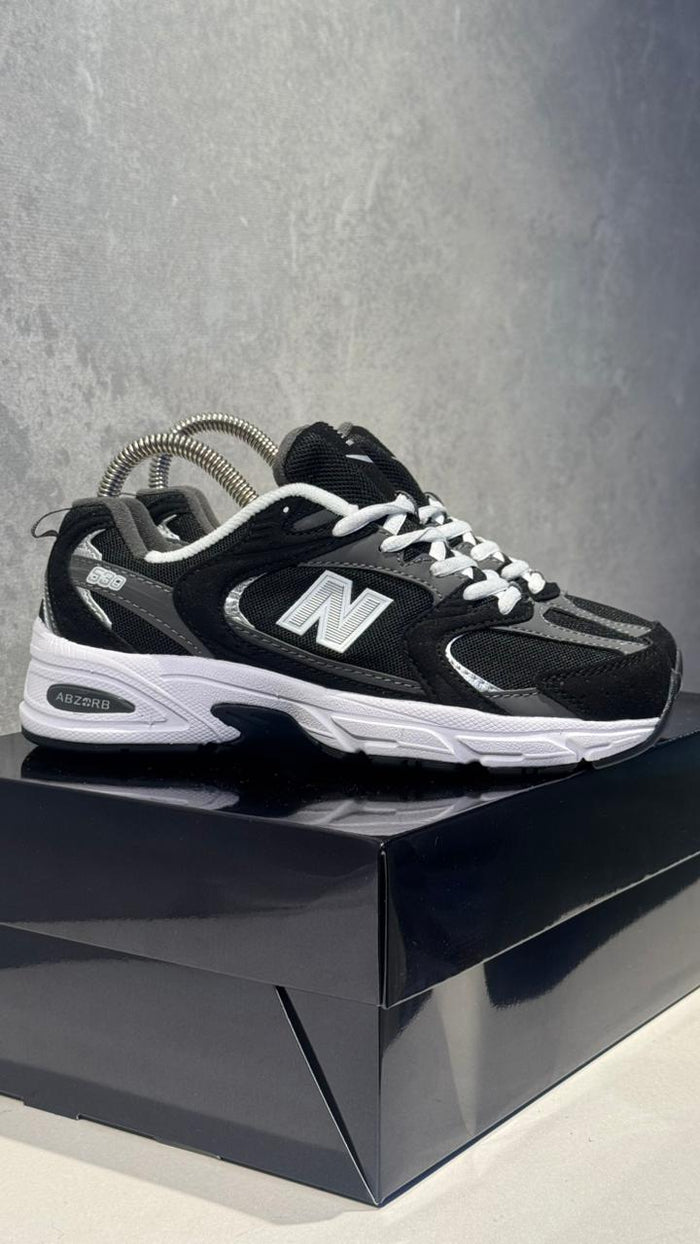 NEW BALANCE 530 NEGRO BLANCO