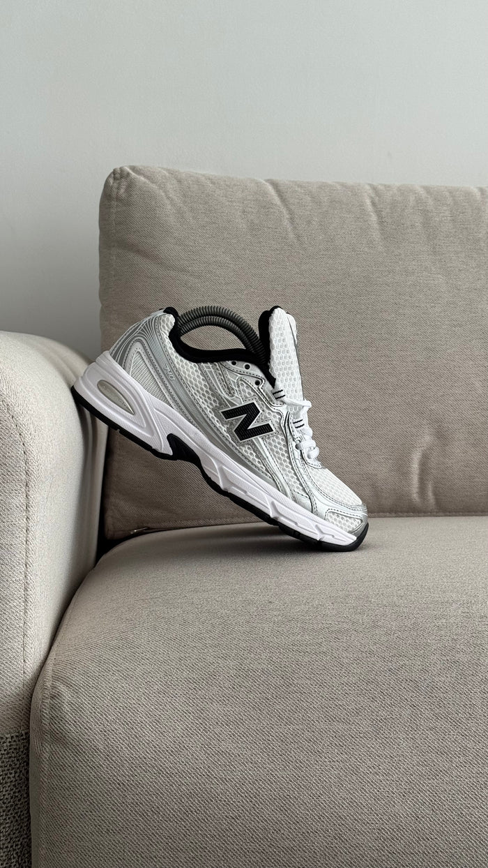 NEW BALANCE  740 BLANCO NEGRO