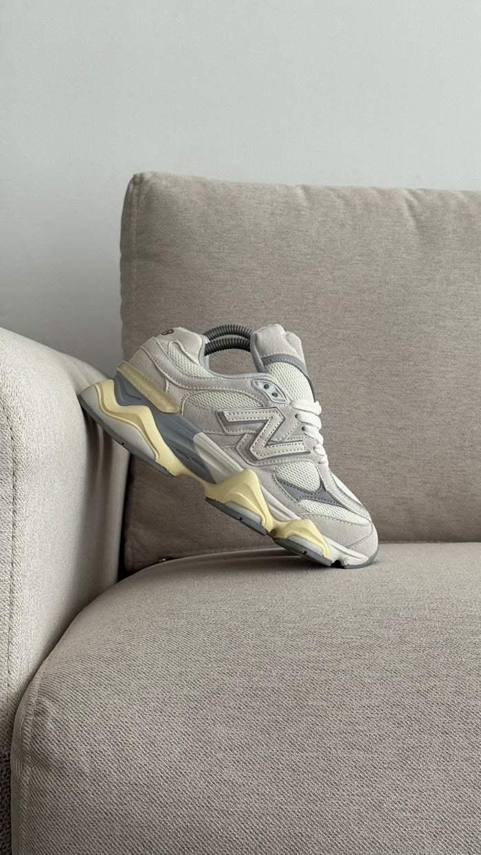 NEW BALANCE 9060 BEIGE