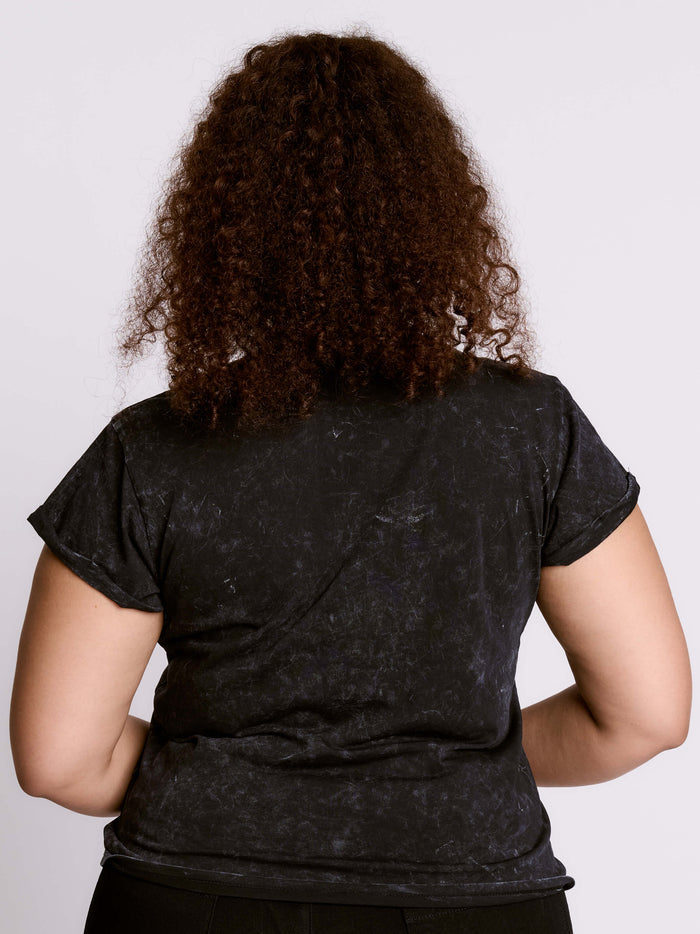 ACE OF PENTACLE MINERAL WASH BABY TEE