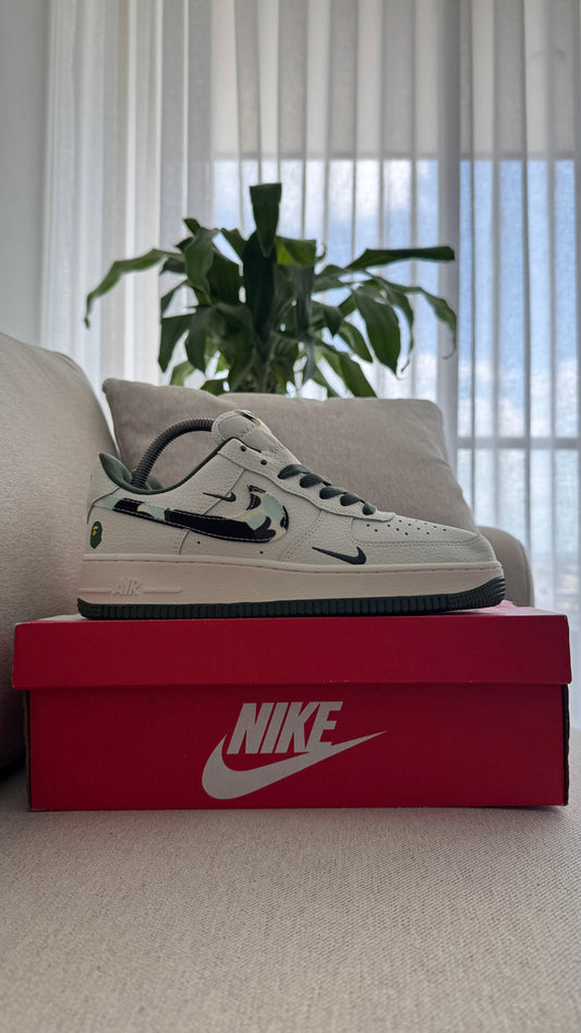 AF1 BAPE BLANCO VERDE
