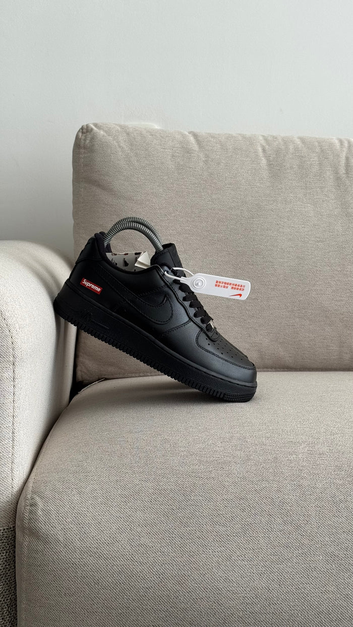 NIKE AF1 SUPREME NEGRO