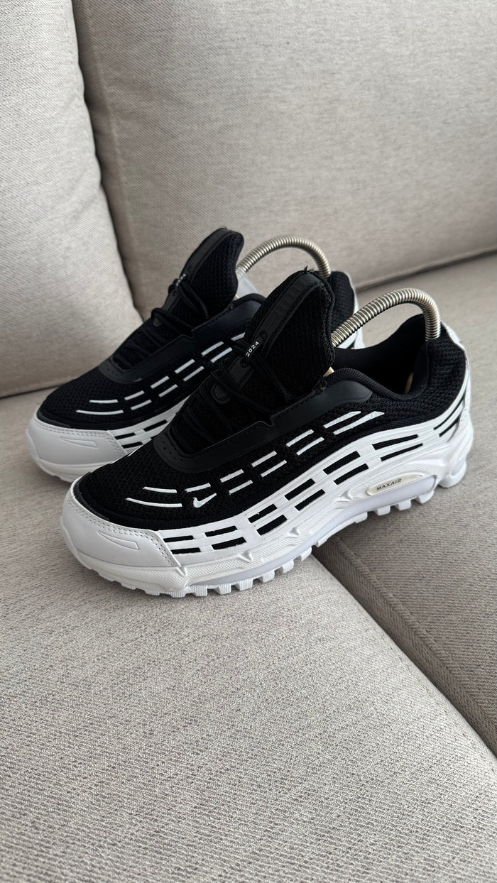 NIKE AIR MAX LT NEGRO BLANCO PROMO