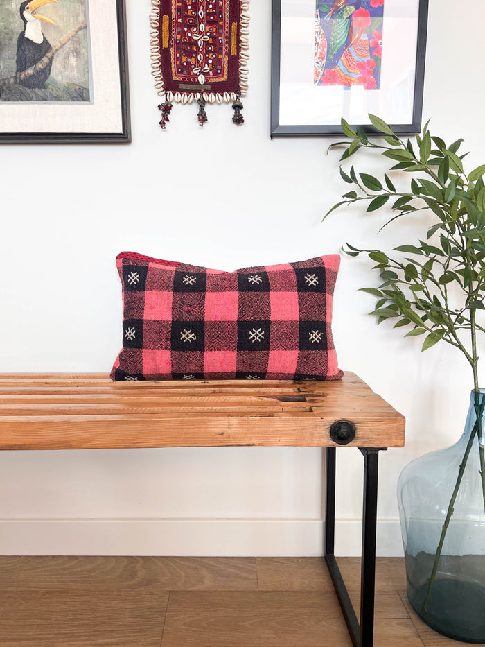 Avril Lumbar Kilim Pillow (12x20)