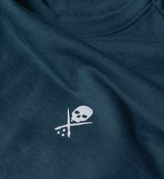 BADGE-CREW-FLEECE-DETAIL2 - Sullen