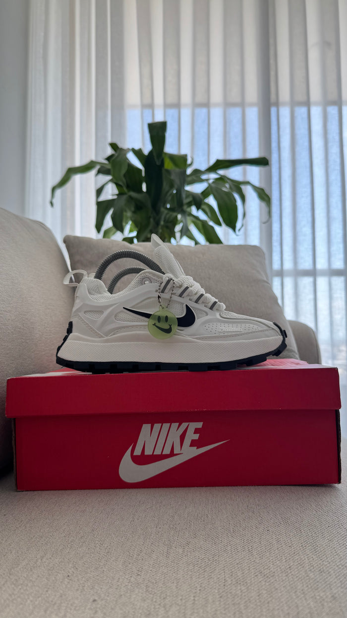 NIKE BALLELY CLASICO BLANCO PROMO