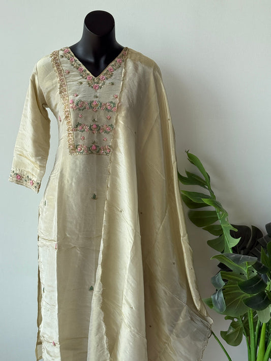 Banaras Tissue kurta pant set