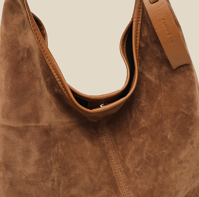 BP909 - Suede Shoulder Bucket Bag