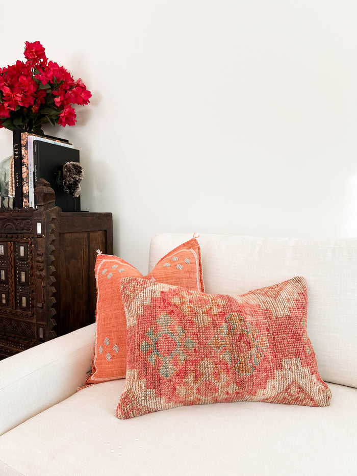 Handmade Turkish oushak pillow cover made with vintage rugs 16x24 beige and pink