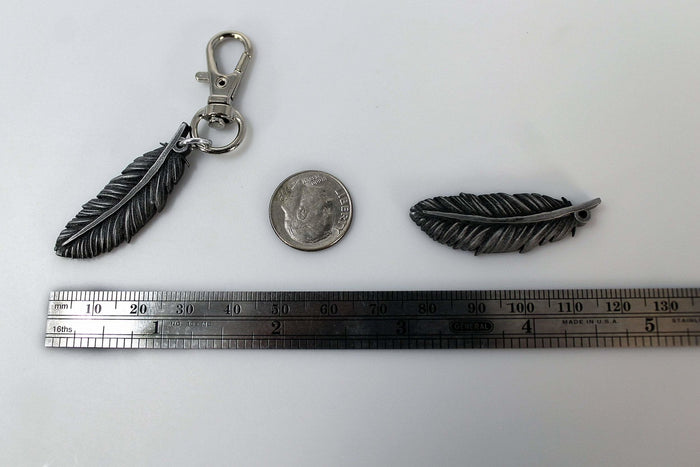 Final Fantasy Chocobo Feather FFXIV Pendant, FF, Final Fantasy 15, Final fantasy 14, FFXV - LootCaveCo
