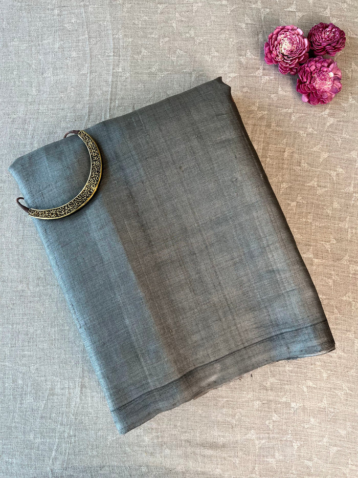 Colour blocked tussar saree