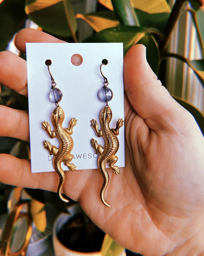 Lizard & Steel Blue Quartz