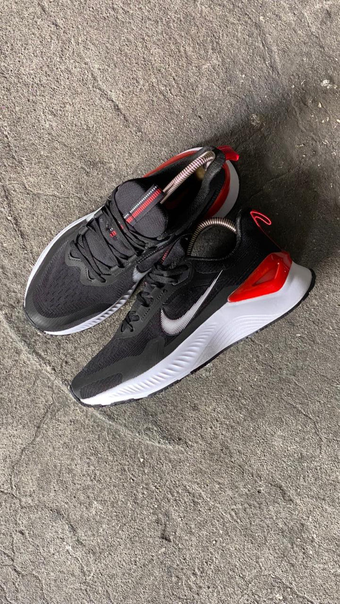 NIKE DIAMANTE AZUL TURQUIS ROJO