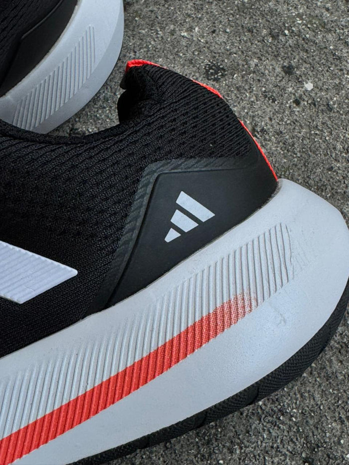 ADIDAS EQ22 NEGRO BLANCO NARANJA