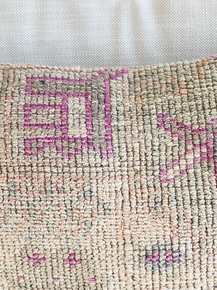 Fiona IV Handmade traditional Turkish oushak pillow cover made with vintage pastel rugs 16x24