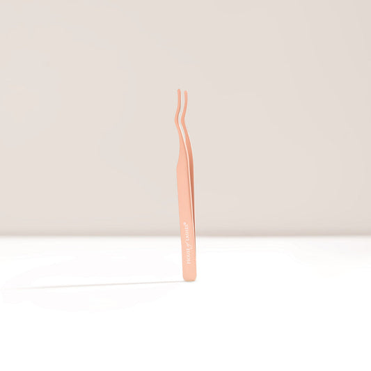 Flawless Precision Applicator with a soft touch finish.
