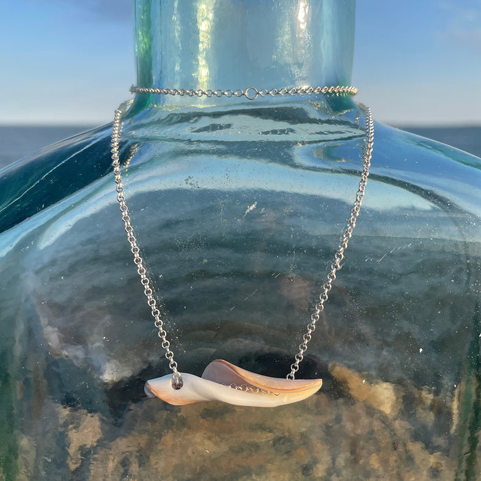 Flow Bar Necklace