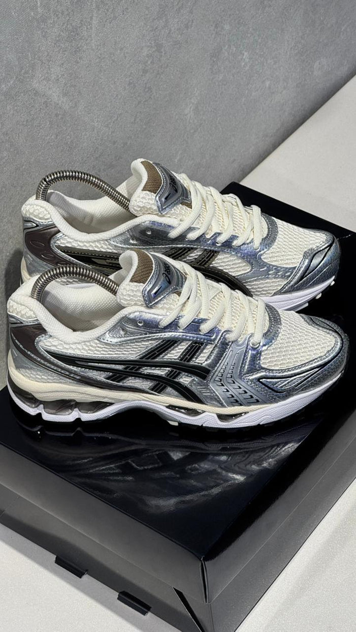 ASICS GRIS BEIGE