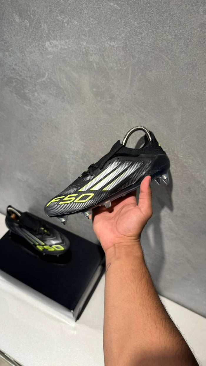 ADIDAS GUAYO F50 NEGRO VERDE
