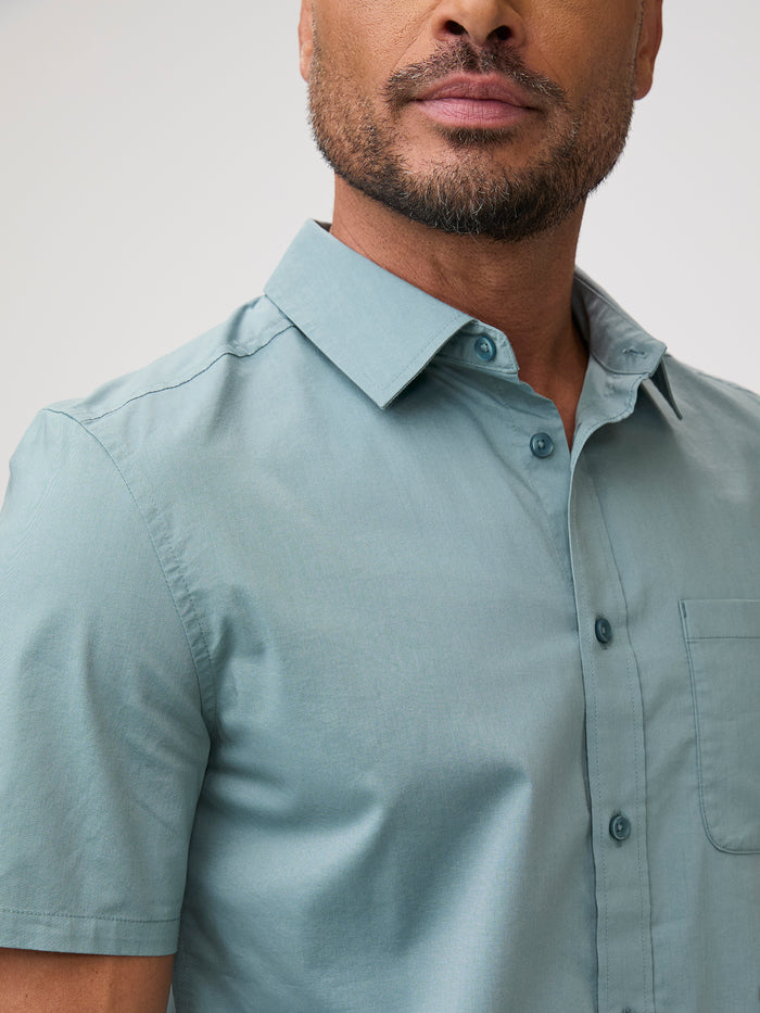 Man wearing a harbor mist button-up | shirts designed for every body