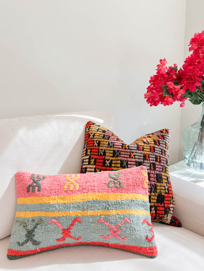 Jinx Lumbar Kilim Pillow (12x20)