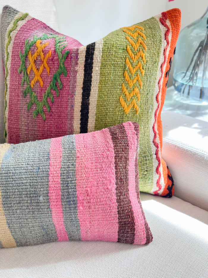 Jujubee Kilim Pillow (16x16)