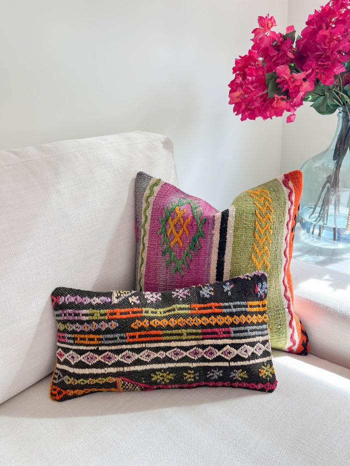 Jujubee Kilim Pillow (16x16)