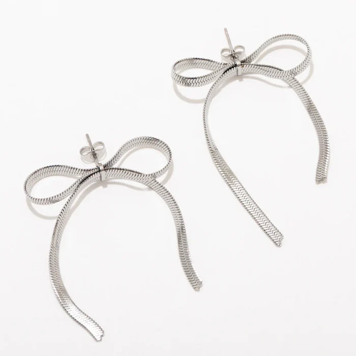 Larissa Loden- Earrings
