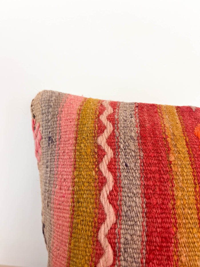 Lili Lumbar Kilim Pillow (12x20)