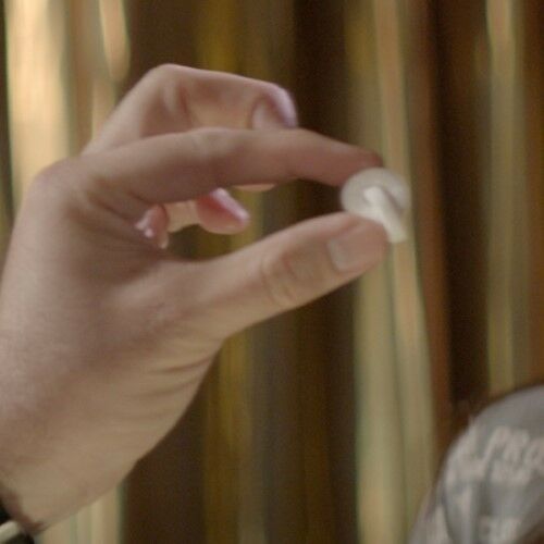 Linking Mints - As Seen On TV! - Magically Link and Unlink Two Mints Together!