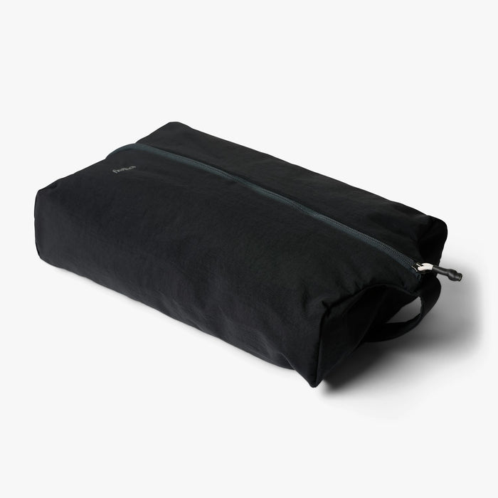 10L / Black