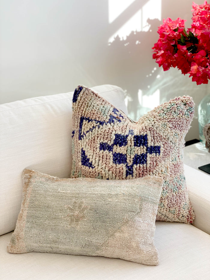 Lois Lumbar Oushak Pillow (12x20)