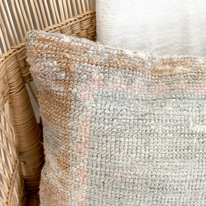 Lois Lumbar Oushak Pillow (12x20)