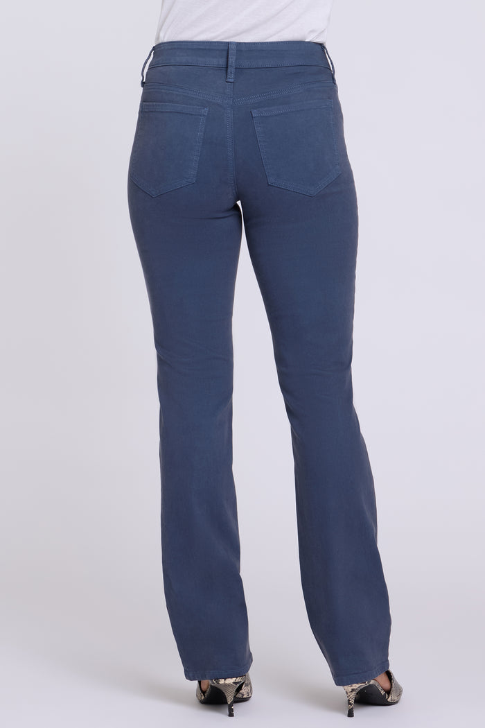 Marilyn Straight Jeans In Petite - Jade Blue