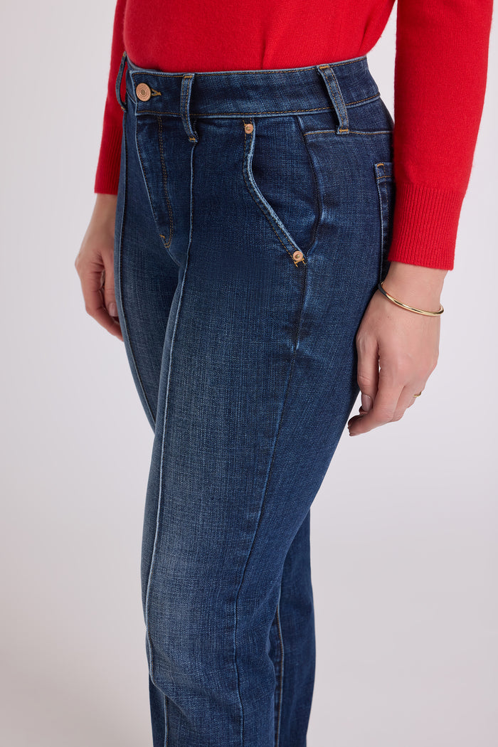 Marilyn Straight Jeans In Petite - Skylark